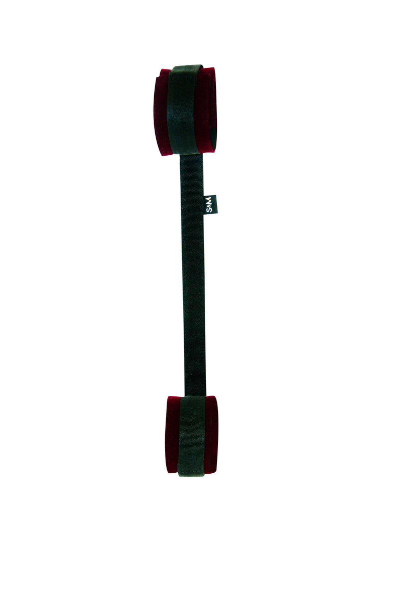 Sportsheets Sex and Mischief Enchanted Spreader Bar