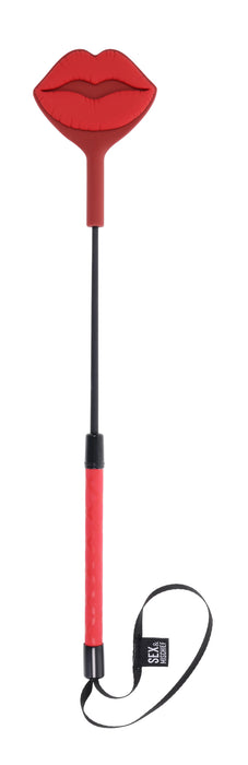 "eX's and Oh's Kiss Crop SS09980"