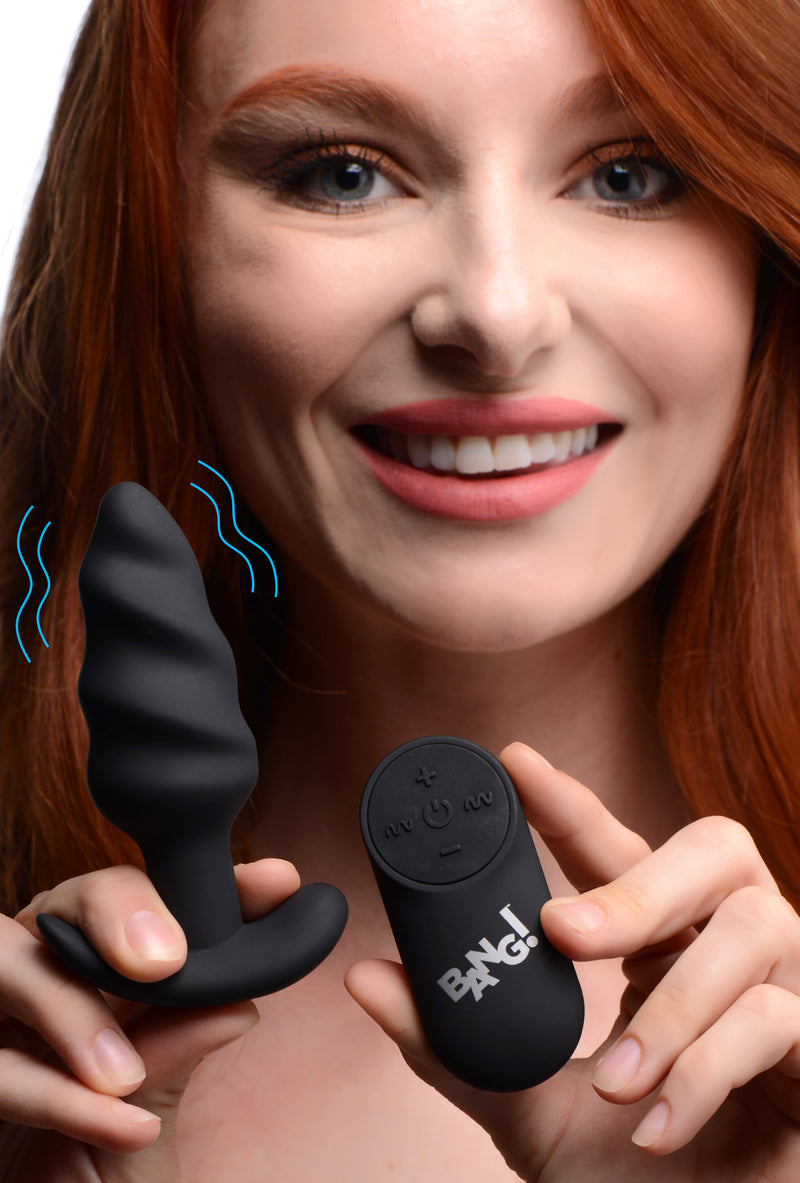 XR Brands 21x Silicone Swirl Plug With Remote -Black